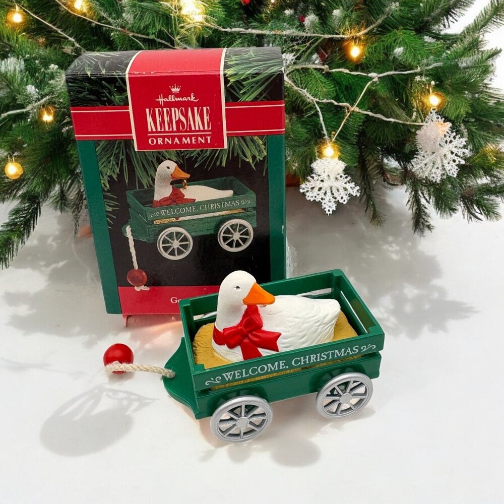 Hallmark Keepsake Goose Cart Christmas Tree Ornament Vintage 1990 Welcome